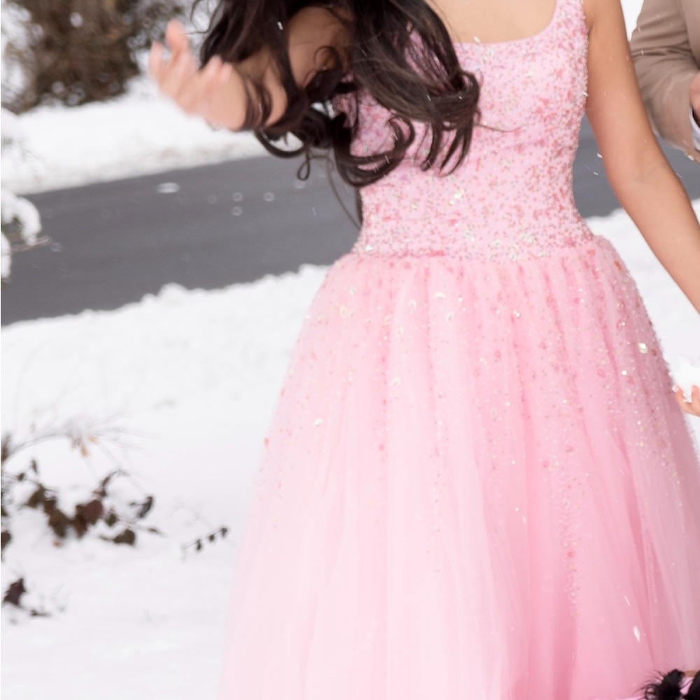 Sparkling Pink Sleeveless Dress - Picture 2 of 16
